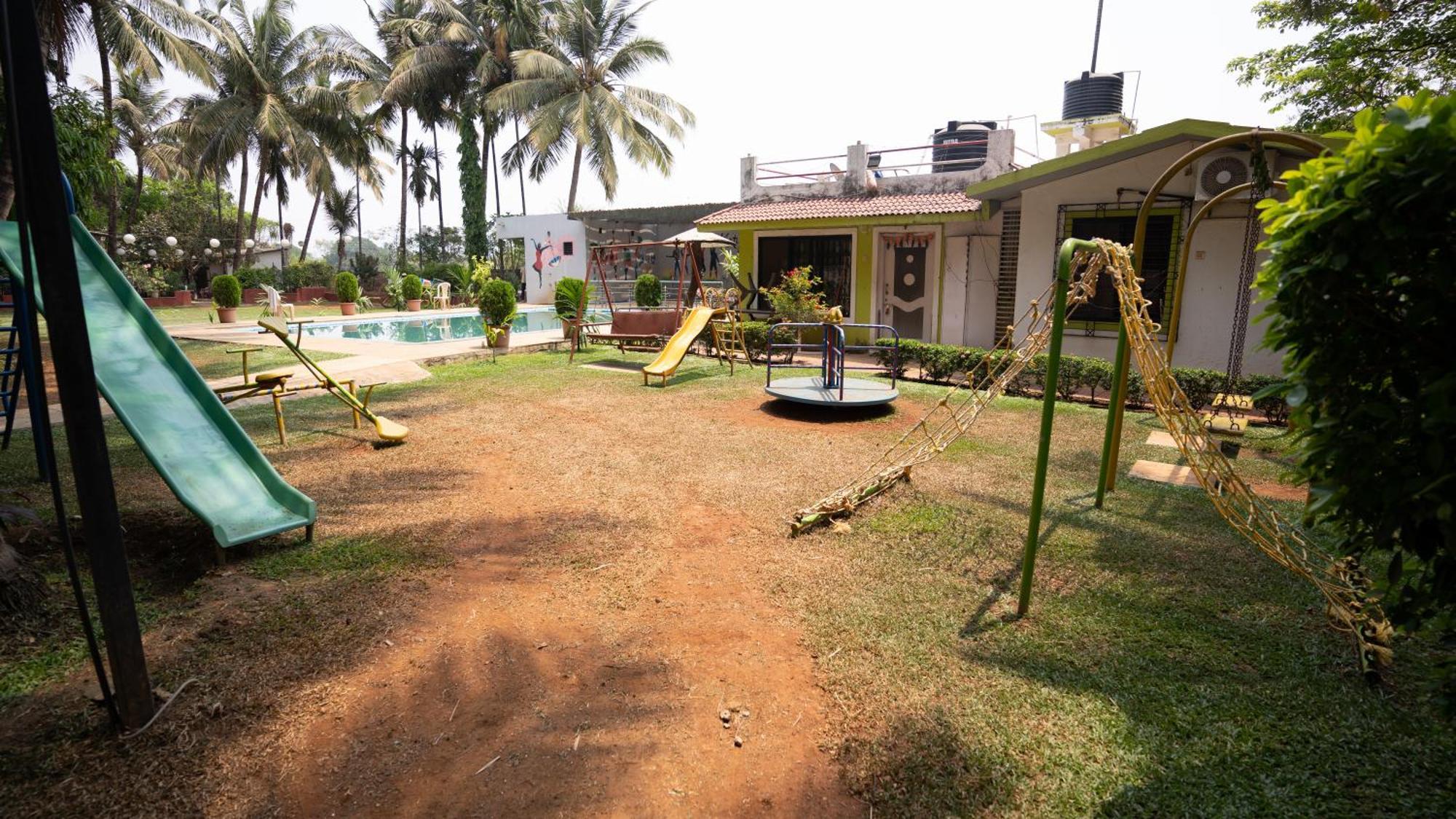 Ruturaj Inn Alībāg Ngoại thất bức ảnh
