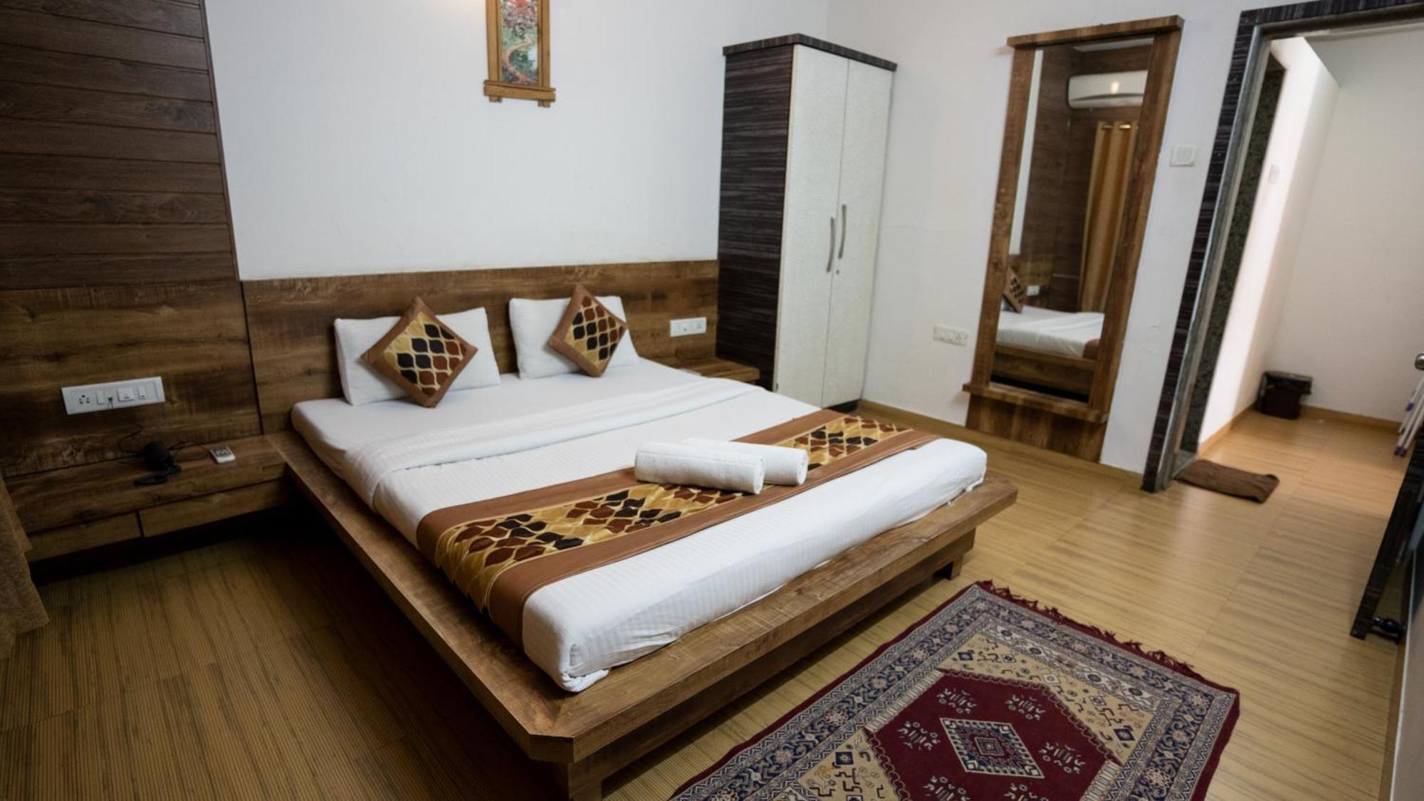 Ruturaj Inn Alībāg Ngoại thất bức ảnh