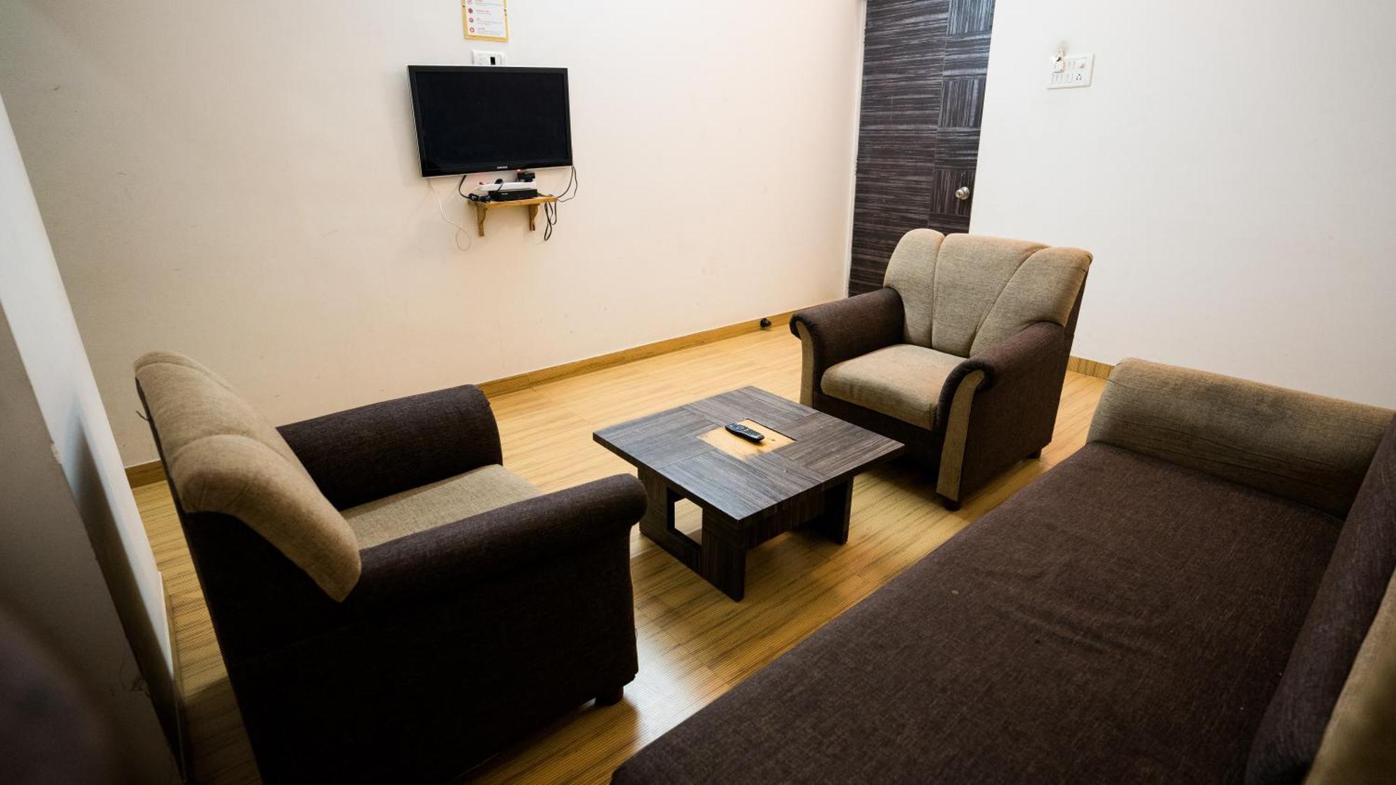 Ruturaj Inn Alībāg Ngoại thất bức ảnh
